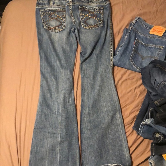 Jeans - Picture 2 of 3